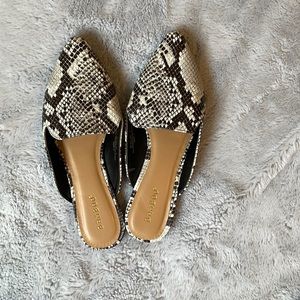 Pointed Snakeskin Mules